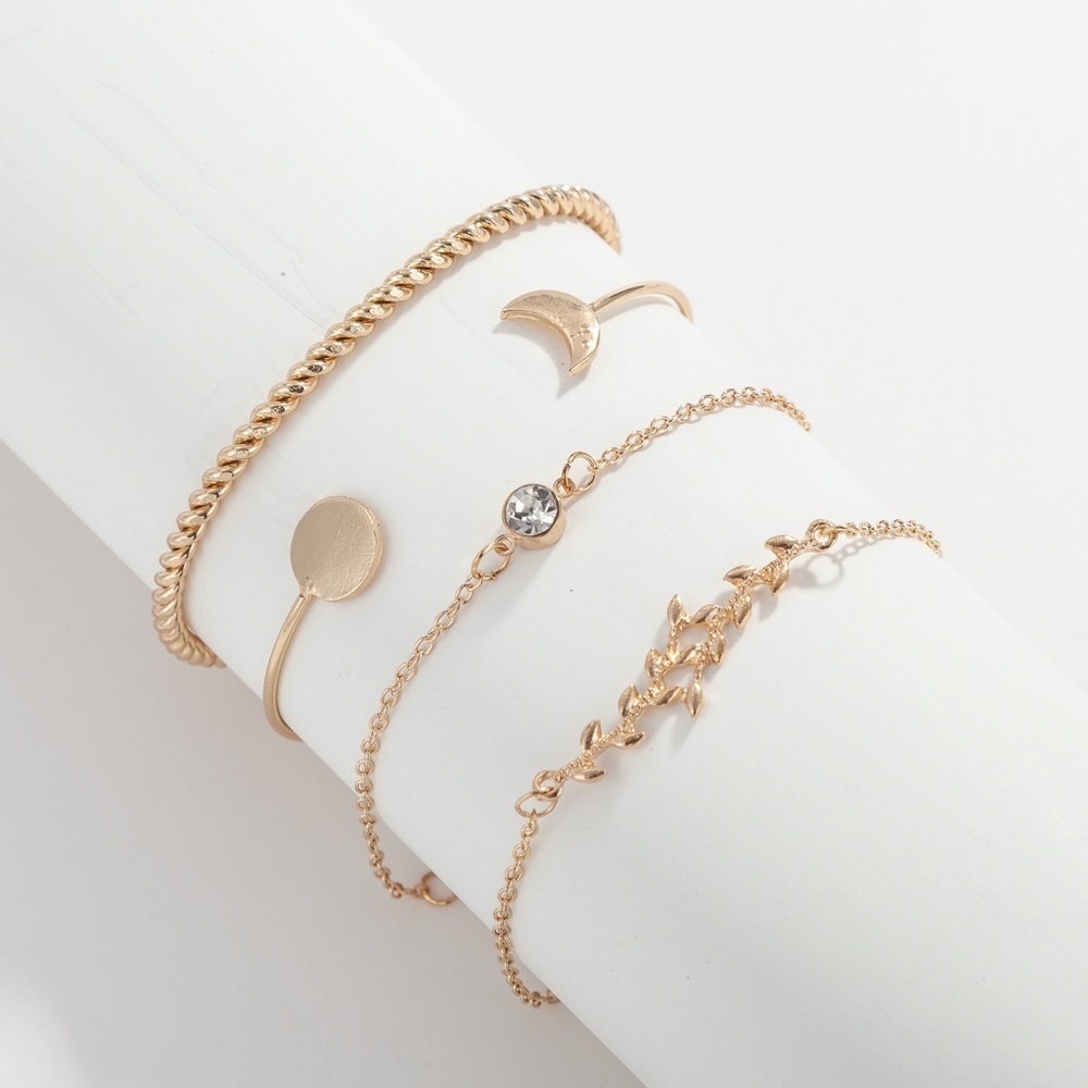 *AMORITA* 4-Pc Gold x Leaf Fashion Bracelet Set